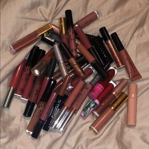 Kylie Jenner & More Lipstick Bundle